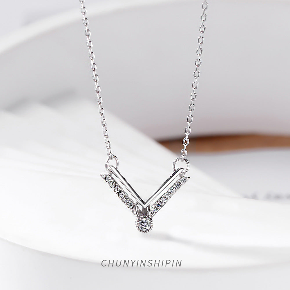 High-end, Personalized Clavicle Necklace Accessory