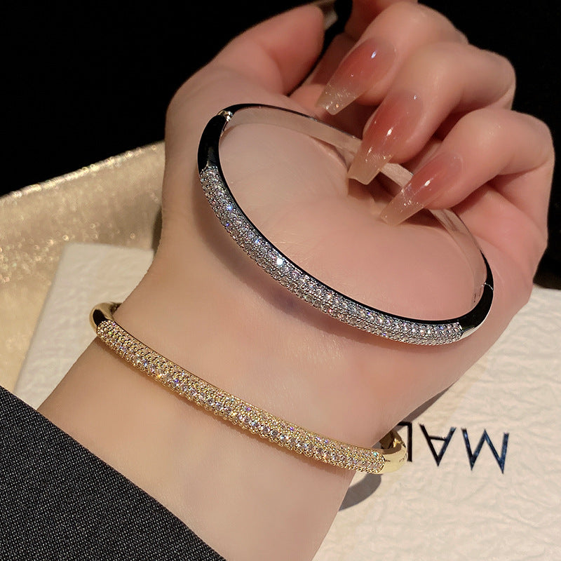 Fashionable Light Luxury Full Zircon Bracelet With Dazzling High-end Feel