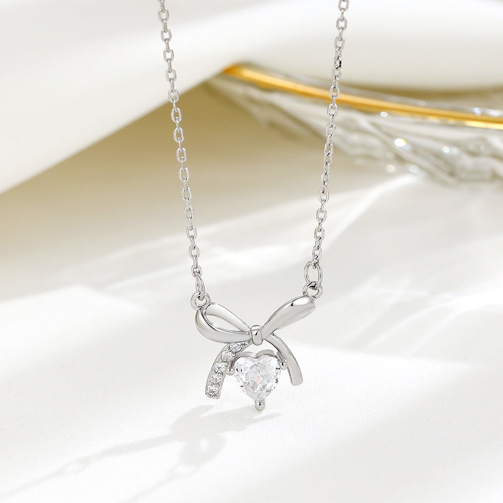 High-end, Personalized Clavicle Necklace Accessory