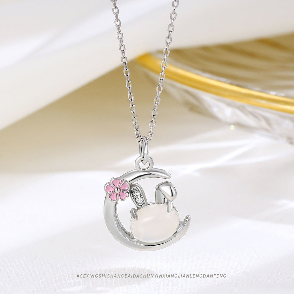 High-end, Personalized Clavicle Necklace Accessory