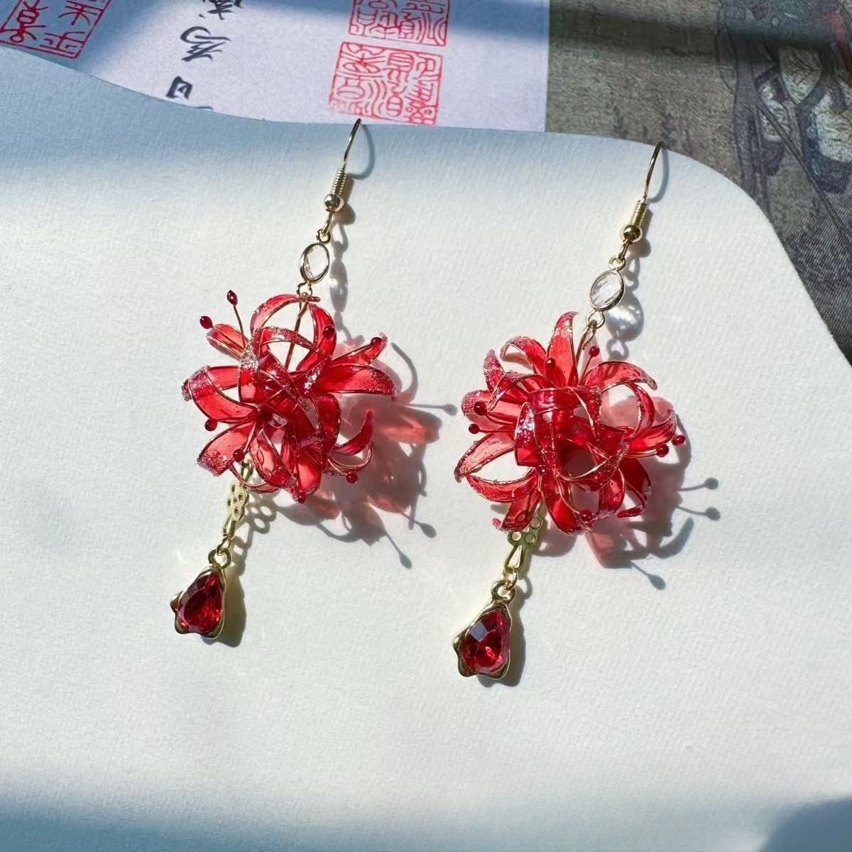 Red Spider Lily Manjushage Women's Earrings