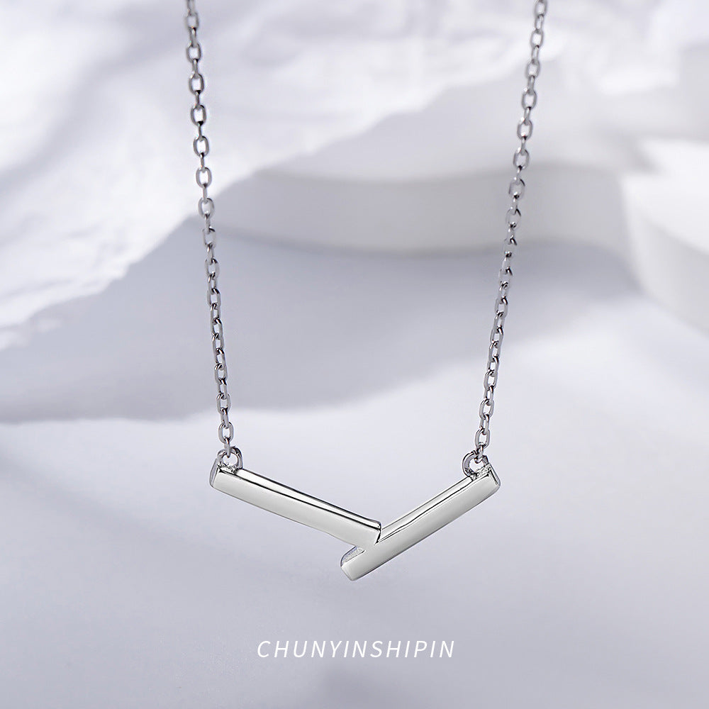 High-end, Personalized Clavicle Necklace Accessory